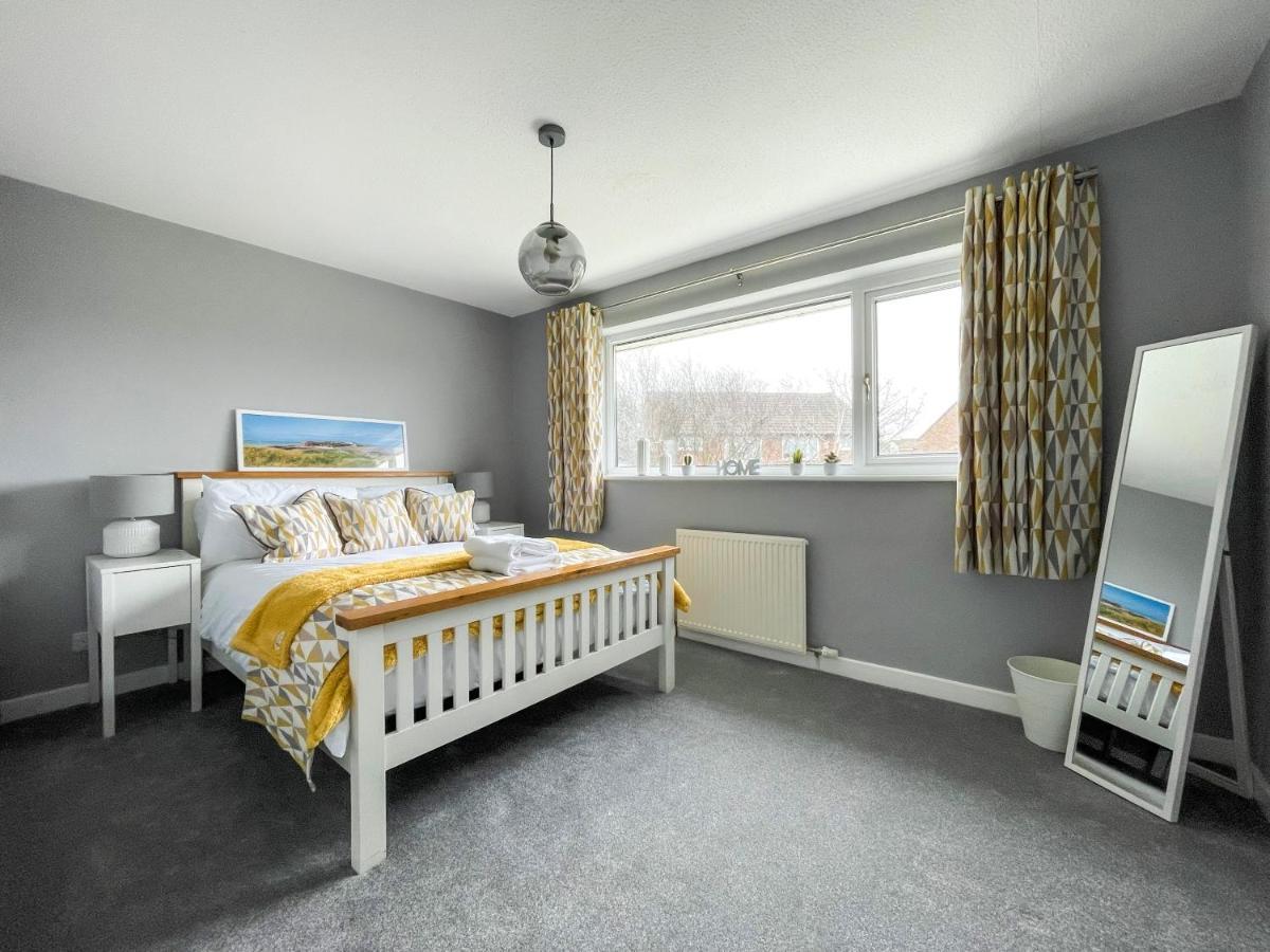 웨스트커비 Well Situated, Cosy 2 Bed House 빌라 외부 사진